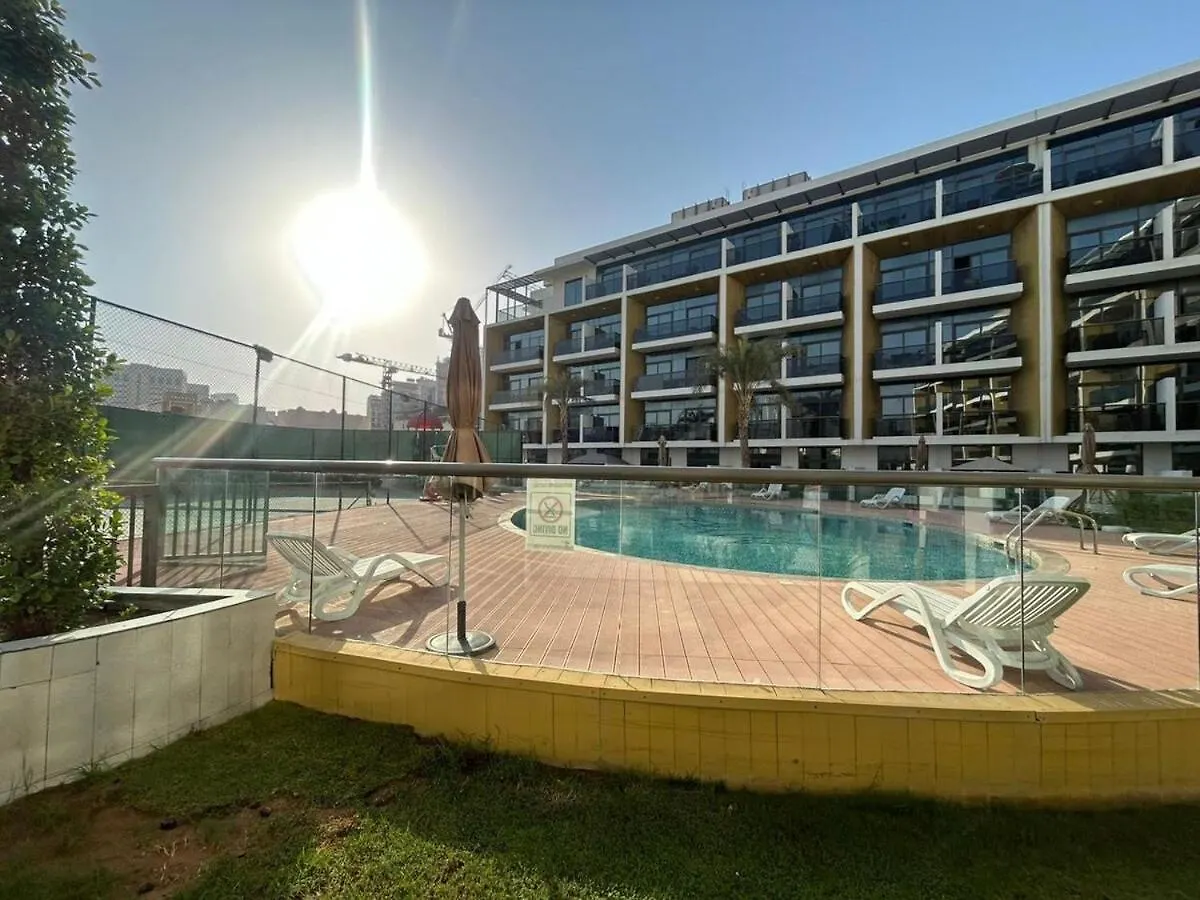 Appartement Cozy & Chic Studio Crystal Res Jvc Dubai